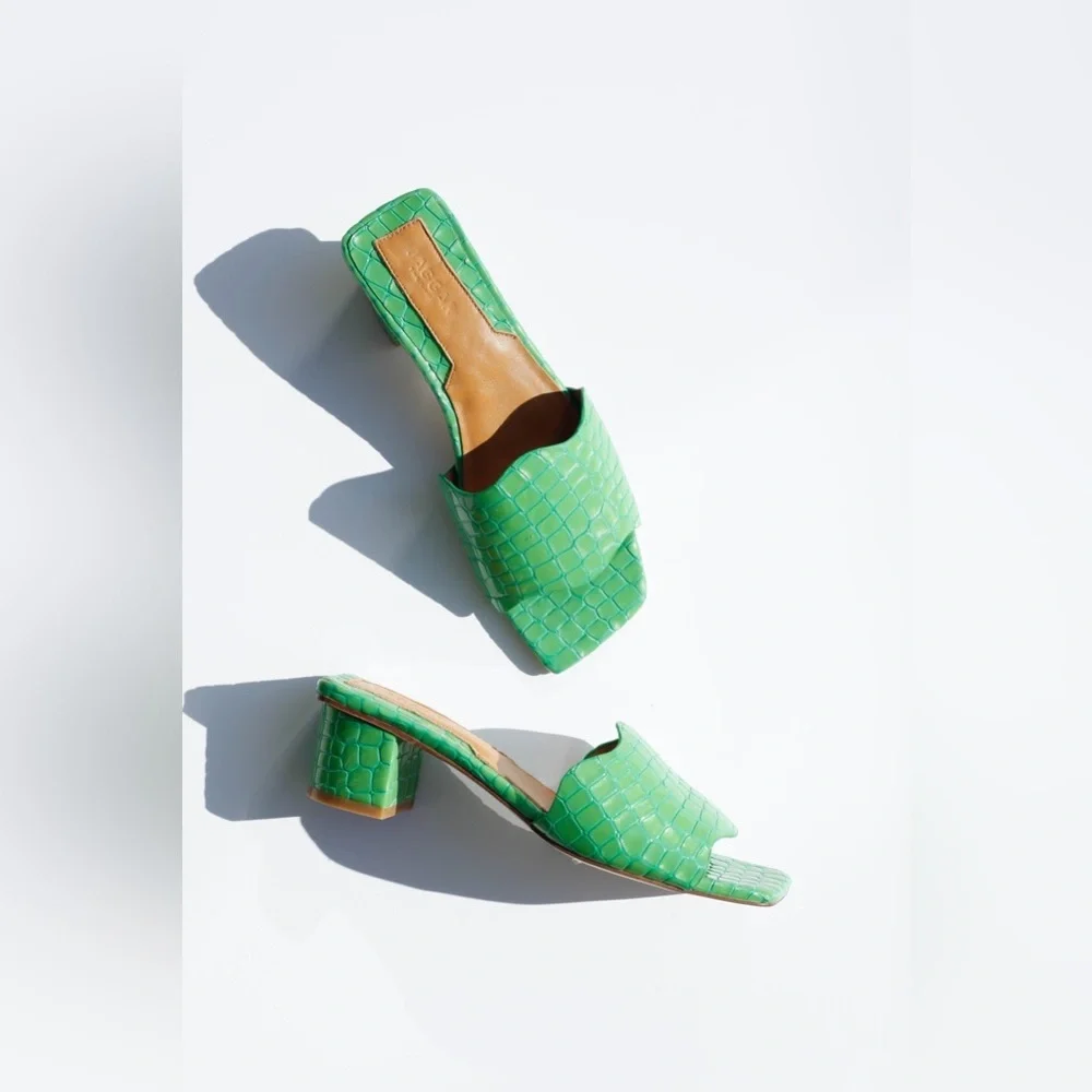 Jaggar Green Women's Sandals - Picture 3 of 5